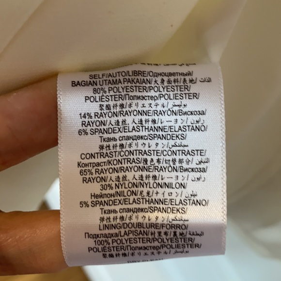 BCBG MAXAZRIA blazer - Picture 2 of 4